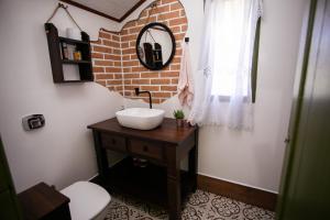 Ένα μπάνιο στο Recanto Kuglin, Casa Enxaimel junto a natureza +47 φωτογραφίες