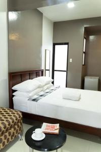 Galeriebild der Unterkunft Denville Residences in General Santos + 25 Fotos