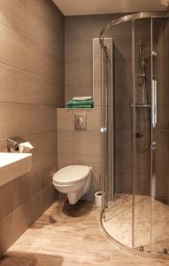 Phòng tắm tại Pension Villa Louise