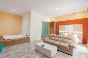 Posezení v ubytování Sans Resort Parung Bogor + 34 fotografií