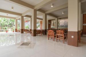 Gallery image of Urbanview Hotel Syariah Insani Cisarua Puncak in Bogor
