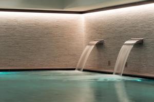 Piscina di Smy Carlos V Wellness & Spa Alghero o nelle vicinanze