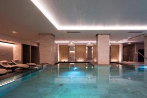 Piscina di Smy Carlos V Wellness & Spa Alghero o nelle vicinanze