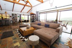 Χώρος καθιστικού στο CANELA: Bespoke Safari River View