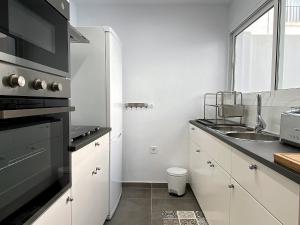 Kuchyň nebo kuchyňský kout v ubytování Casa Los Tejares Casasol