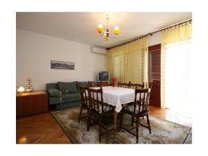 Posedenie v ubytovaní Apartment Rustico