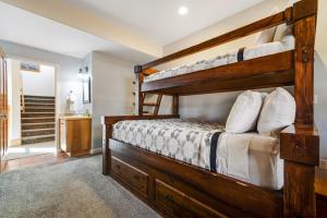 Krevet ili kreveti na kat u jedinici u objektu Moab Springs Ranch 7