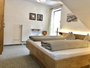 Postel nebo postele na pokoji v ubytování Pension Vendel + 30 fotografií