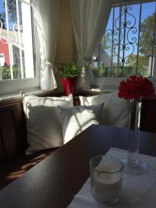 A seating area at Villa Ida