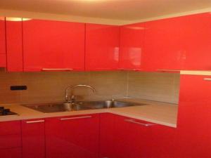 Kuchyň nebo kuchyňský kout v ubytování Andreis Apartments
