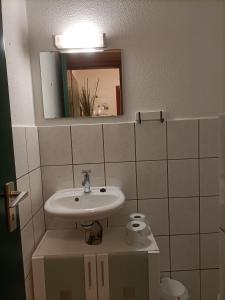 Um banheiro em Ferienwohnung Isabell