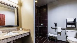 Koupelna v ubytování Staybridge Suites Laredo by IHG