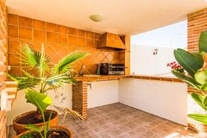 Kuchyňa alebo kuchynka v ubytovaní Villa Sol Nerja