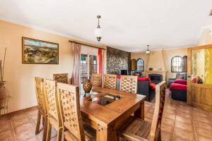 Posedenie v ubytovaní Villa Sol Nerja