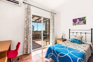 Posteľ alebo postele v izbe v ubytovaní Villa Sol Nerja