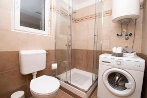 Kúpeľňa v ubytovaní APARTMENT SUN + 20 fotografií