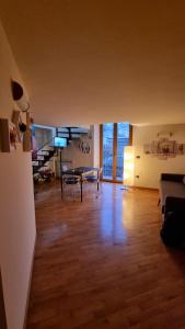 Posedenie v ubytovaní LEONARDO Apartment