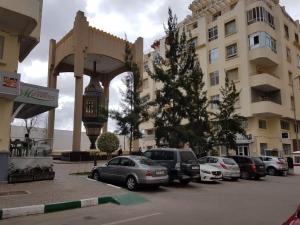 Galeriebild der Unterkunft New Luxury Apartment, 3 Bed, 7Mins to Beach - Aida in Tangier