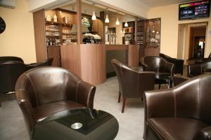 Posezení v ubytování Logis Hôtel- Restaurant La Renaissance
