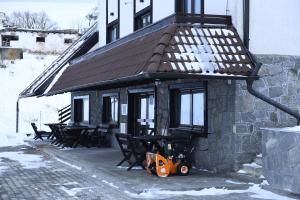 Zgrada u kojoj se nalazi pansion sa uslugom doručka