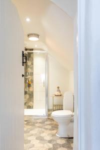 Ένα μπάνιο στο Katie's Cottage Bellaghy +36 φωτογραφίες