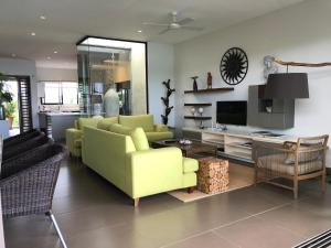 Gallery image of Penthouse 3 chambres Vue Lagon imprenable in Calodyne