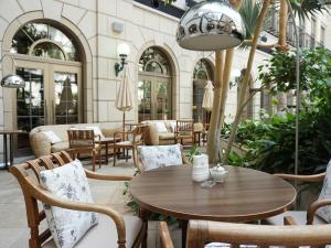 Posezení v ubytování Mito Plaza Hotel