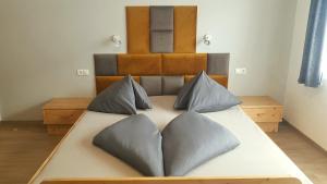 Postel nebo postele na pokoji v ubytování Apartment Steirawohnzimmer