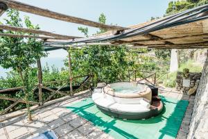 Gallery image of Green House in Maiori