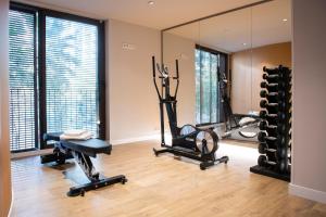 Fitness centrum a/nebo fitness zařízení v ubytování MH Apartments Urban