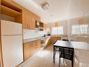 Кухня или мини-кухня в Smy Santa Eulalia Algarve
 +26 фотографий