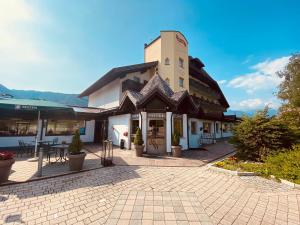 Budova, kde se hotel nachází