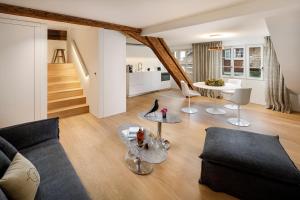 Posezení v ubytování La Colombe Boutique Hotel