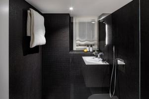Koupelna v ubytování La Colombe Boutique Hotel