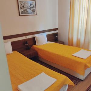 Billede fra billedgalleriet på Почивна база "Боженишки Урвич" i Bozhenitsa