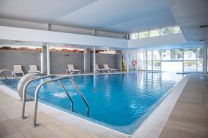 A piscina localizada em Blau Colònia Sant Jordi ou nos arredores