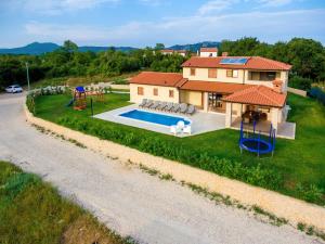 Fotografie z fotogalerie ubytování Holiday Home Jadran by Interhome v destinaci Nedeščina