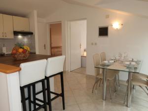Kuchyň nebo kuchyňský kout v ubytování Apartment Marinella-1 by Interhome + 22 fotografií