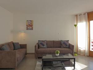 Posezení v ubytování Apartment Eiger Residence Apt-H by Interhome + 24 fotografií