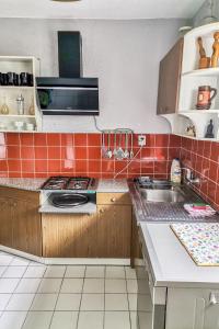 Dapur atau dapur kecil di Holiday Home Letniskowa 29 by Interhome