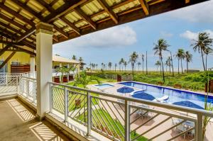 Bazén v ubytování Hotel Boutique & Spa Ponta de Inhambupe by Slaviero Hotéis nebo v jeho okolí