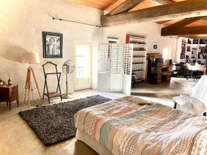 Postel nebo postele na pokoji v ubytování Maison Antonia + 15 fotografií