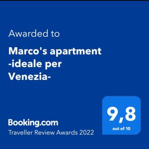 Marco's apartment -ideale per Venezia- في ميستر: لقطة شاشة لهاتف الخليوي مع طاولة مواعيد المريكوس لكل v