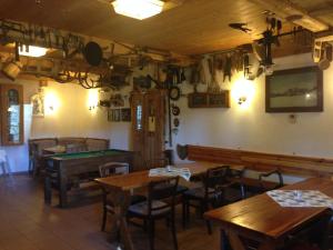 Reštaurácia alebo iné gastronomické zariadenie v ubytovaní Yveta - Depandance Horské Zátiší