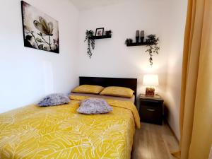 Apartments Lino客房内的一张或多张床位