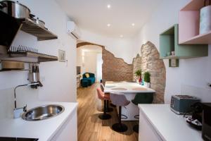 Kuchyň nebo kuchyňský kout v ubytování Design Suite Cinque Terre La Spezia + 24 fotografií
