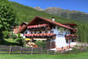 Gallery image of Haus Sonnenhang in Sölden