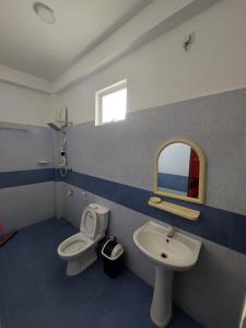Vonios kambarys apgyvendinimo įstaigoje BEACH LIFE UPPUVELI