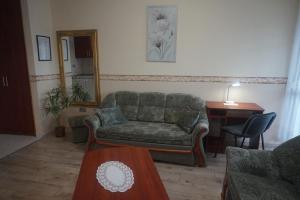 Zdjęcie z galerii obiektu Hotel Ajka Üzletház Panzió Ajka w mieście Ajka +37 zdjęć