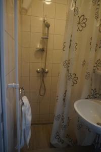 Koupelna v ubytování Hotel Ajka Üzletház Panzió Ajka